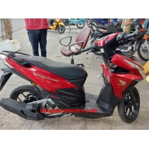 Yên xe Vario Áo thêu chữ Thái lên chỉ đỏ 